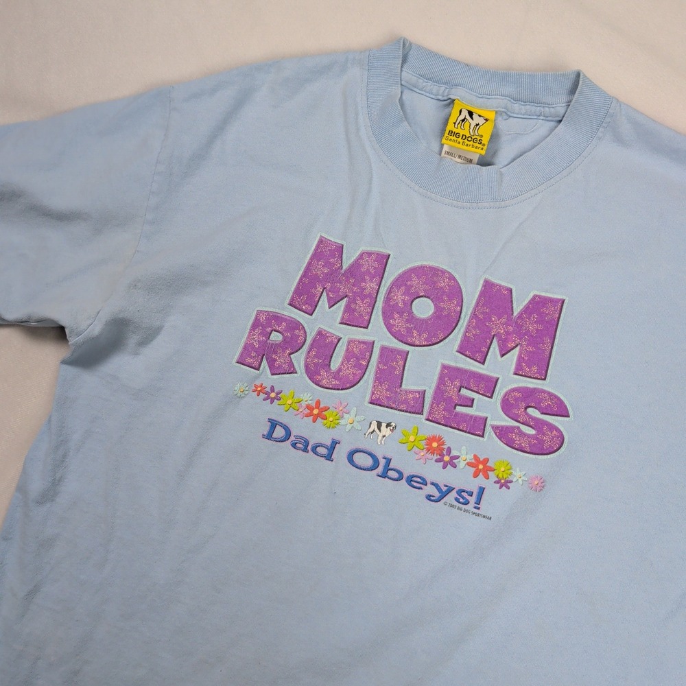 Vintage 2002 Big Dogs Mom Rules Dad Obeys T Shirt Womens S/M Y2K Glitter Floral